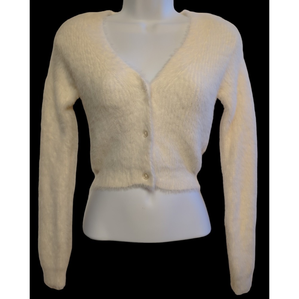 NWT Cream Fuzzy 3 Button-Front Cropped Long Sleeve Sweater Sz S Coquette